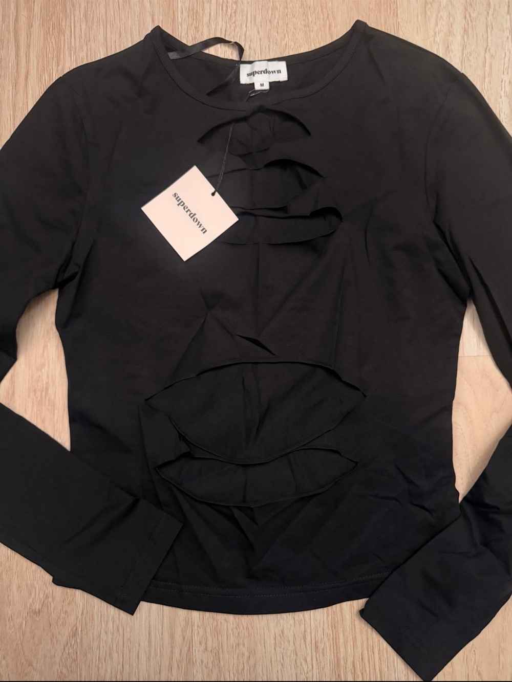 superdown Black Long Sleeve Cutout Front Top